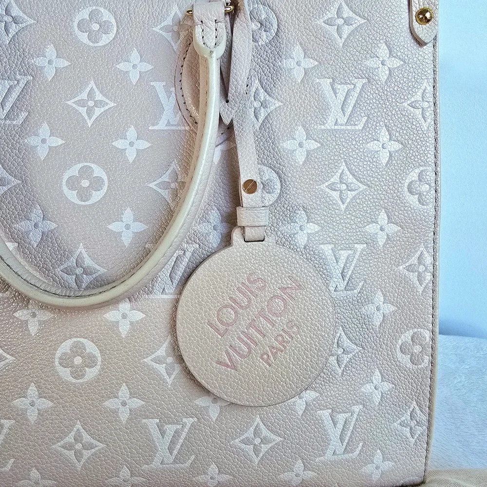 AUTHENTIC Louis Vuitton OnTheGo MM Limited Edition Spring In The City Empreinte - Picture 4 of 16